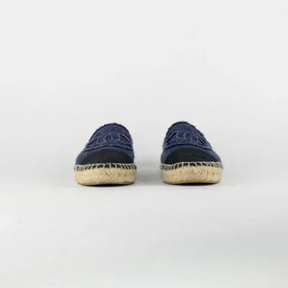 Chanel Denim CC Espadrilles - Picture 3 of 10